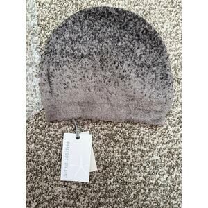 New Barefoot Dreams Cozy Beanie in Smoky Gray Flecked Plush Fabric